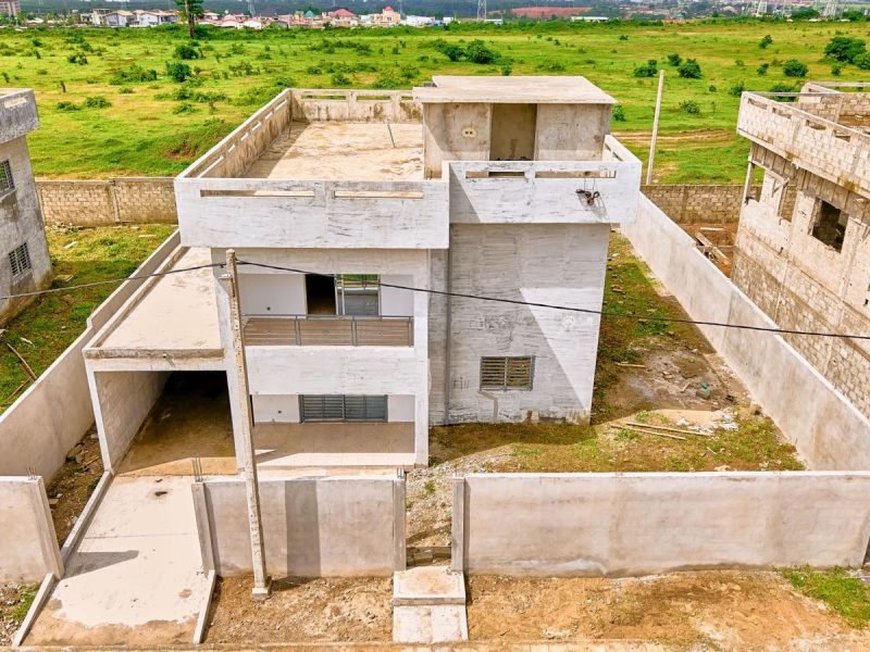 Villa duplex en construction, vue de drone